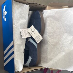 BRAND NEW adidas Navy Suede Sneakers with Light Blue Stripes